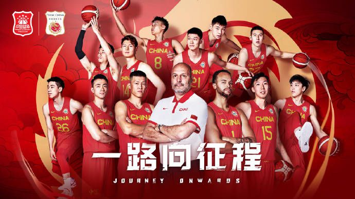 第35分钟，卡尤斯特禁区右侧拿球，扣过防守球员后起脚抽射，球稍稍高出横梁！
